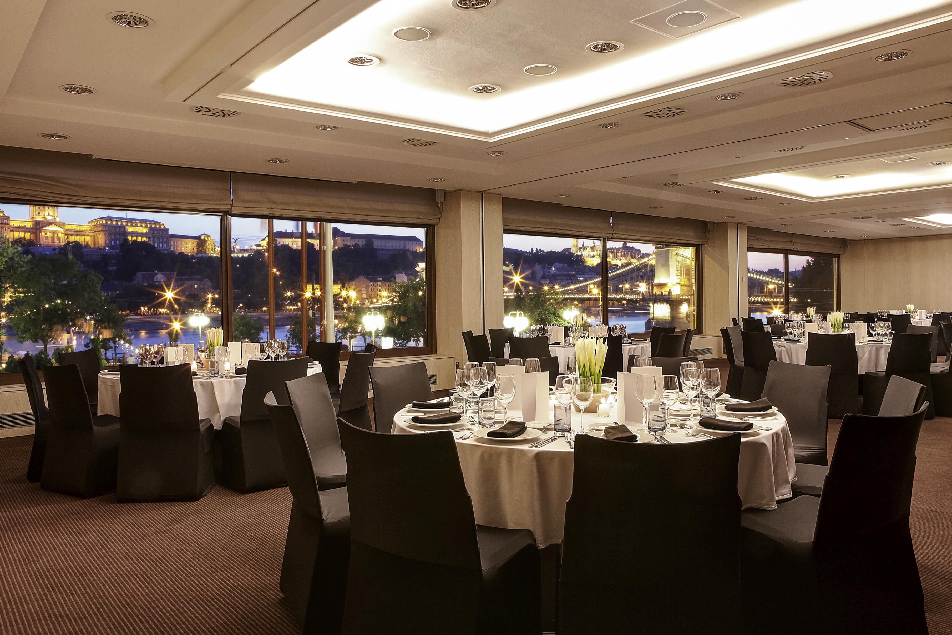 Sofitel Budapest Chain Bridge Exterior foto